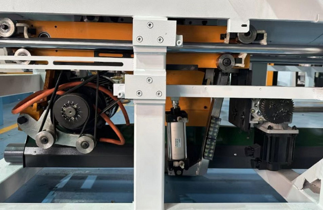 Форматно-раскроечный центр с ЧПУ Filato NP-330A