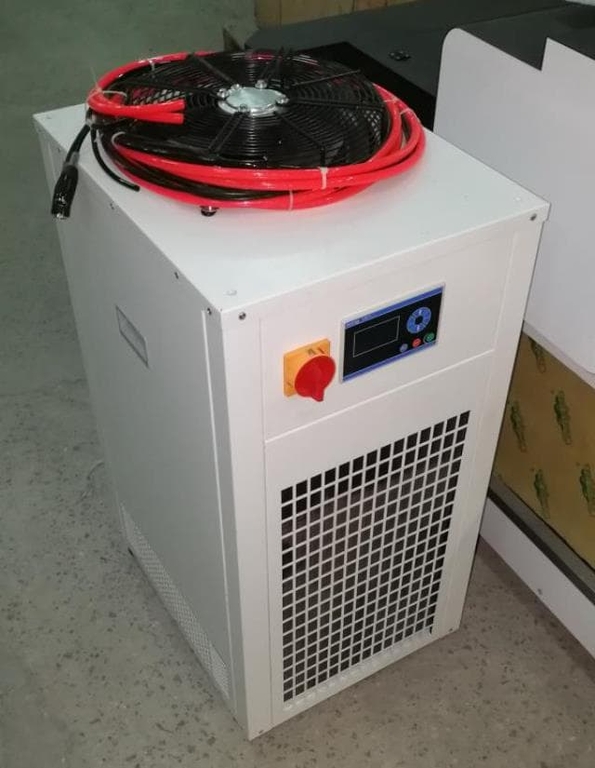 Оптоволоконный лазерный станок для резки металла LTT-3015C-500