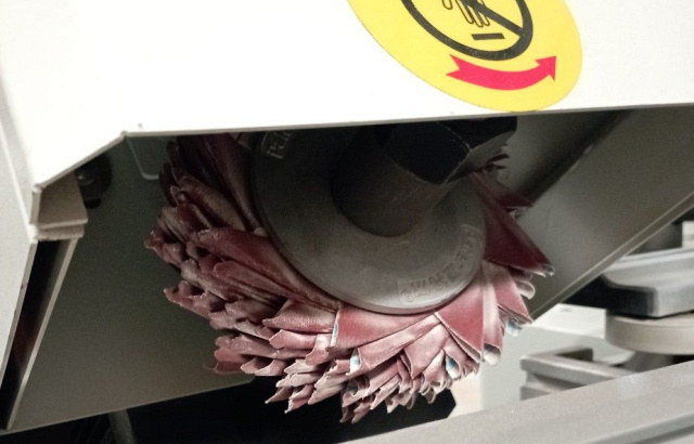 Кромкошлифовальный станок проходного типа EcoWood S2W2