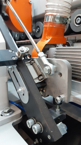 Автоматический кромкооблицовочный станок Alba Advantage 4 Ultra