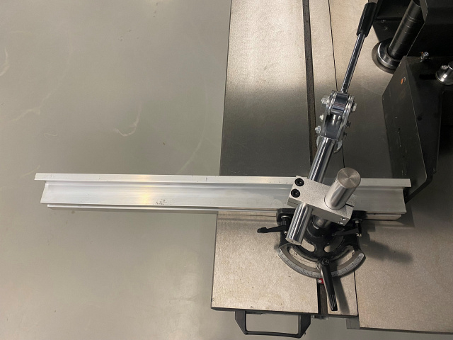 Фрезерный станок с шипорезной кареткой EcoWood T 120K