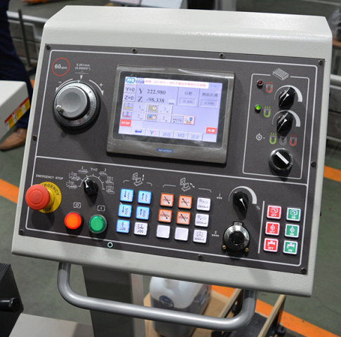 Плоскошлифовальный станок Spitzen SSG-3060ADH