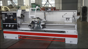 Токарно-винторезный станок 1В625/1000