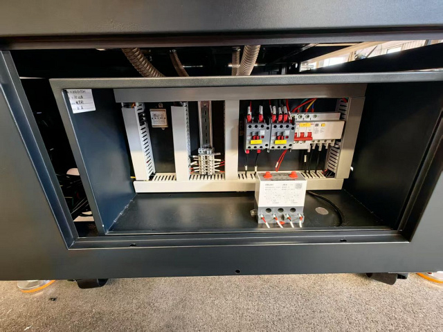 Многофункциональный планшетно-режущий плоттер Filato DIGICUT 1610 BF