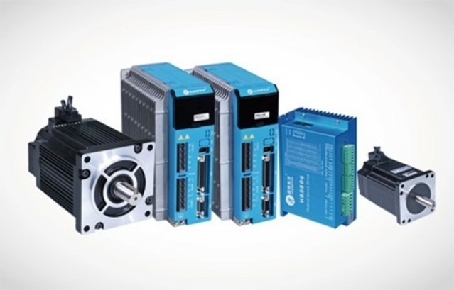 Фрезерный станок с ЧПУ HCM M 6090 AT