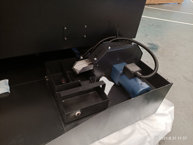 Фрезерный обрабатывающий центр 4-осевой KVL850B (SED855) HCNC