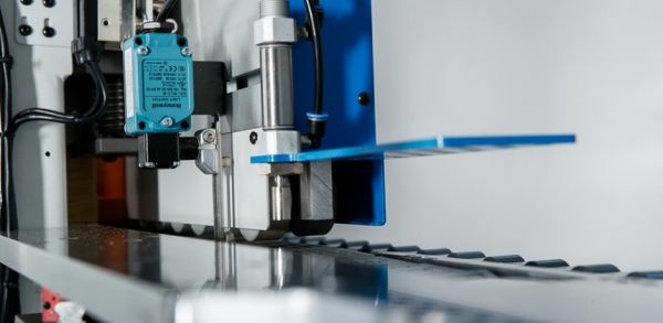 Автоматический кромкооблицовочный станок KDT KE-668JSGA (45)