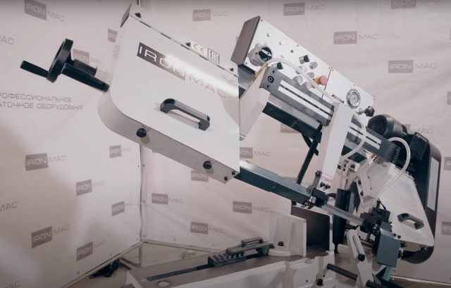 Полуавтоматический ленточнопильный станок IRONMAC CUT-250SAF