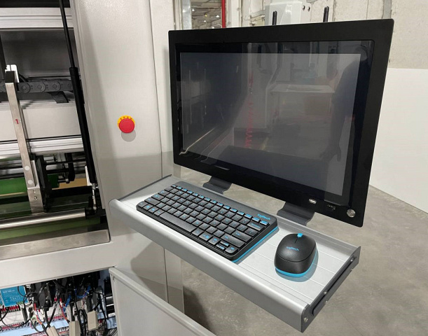 Автоматический резательно-рилёвочный центр с ЧПУ Beaver PACKMATIC TURBO 12K