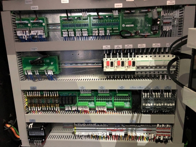 Токарно-фрезерный центр с наклонной станиной KTL 52M/500