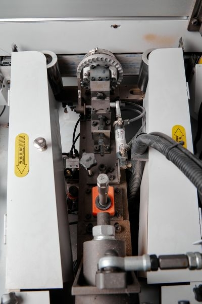 Линия финишной покраски торцов мебельных деталей