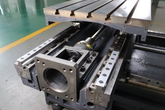 Фрезерный обрабатывающий центр KVL 1260A (VMC1060B) 3+2