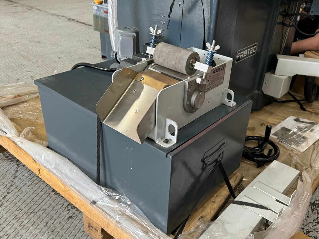 Плоскошлифовальный станок KGS 1020AHD