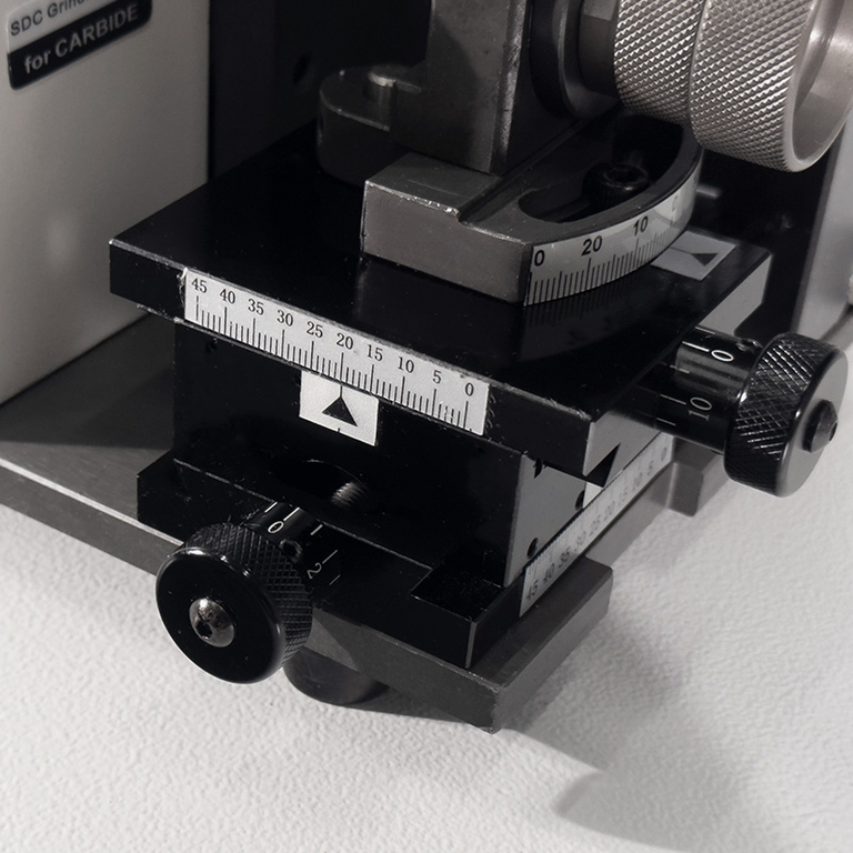 Отрезной станок для инструмента AURA ZM-X4 (72504000)