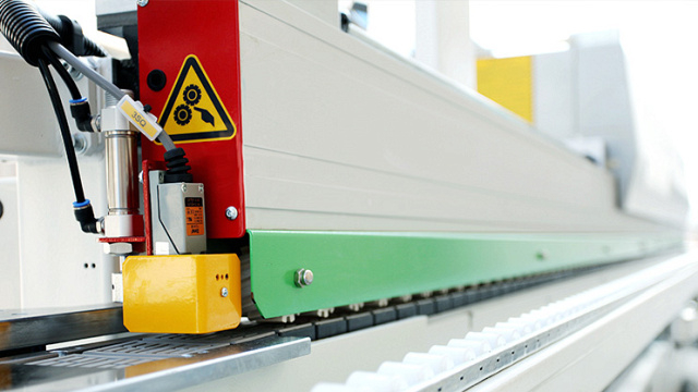 Автоматический кромкооблицовочный станок Filato FL-6000RS