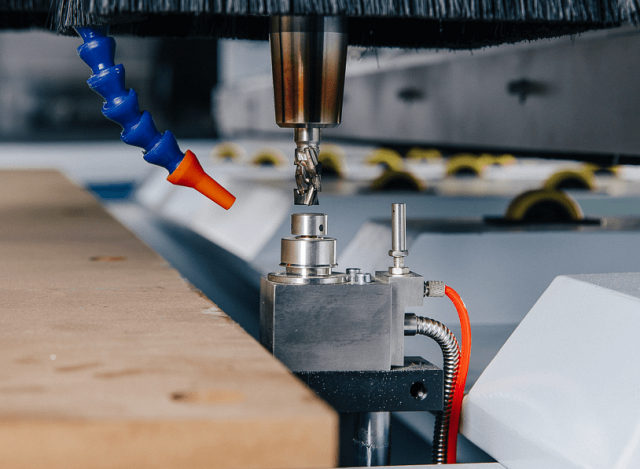 Пятиосевой обрабатывающий центр с ЧПУ EXCITECH ATLAS