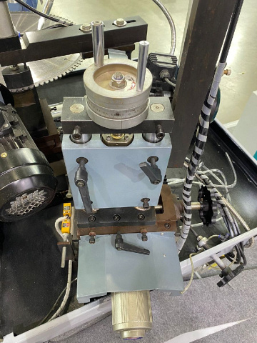 Станок для заточки дисковых пил IRONMAC 800D