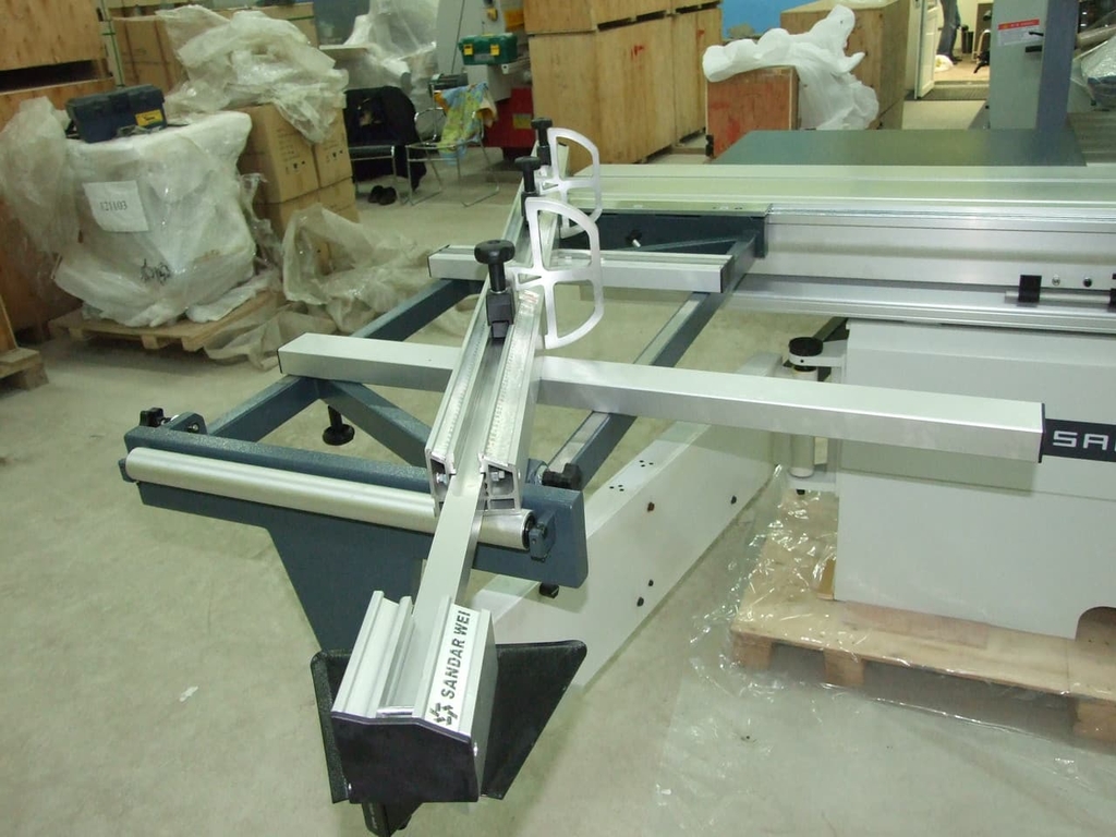 Форматно-раскроечный станок SW-400