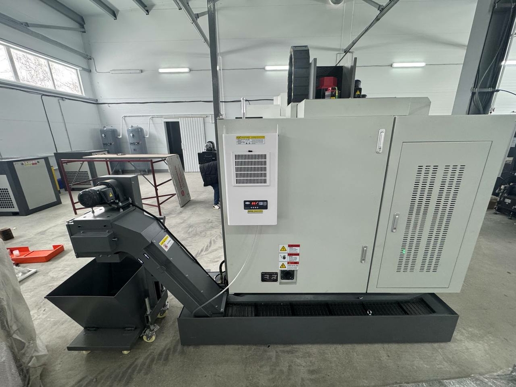 Фрезерный обрабатывающий центр NINGBO BLIN MACHINERY BL-V4 PLUS