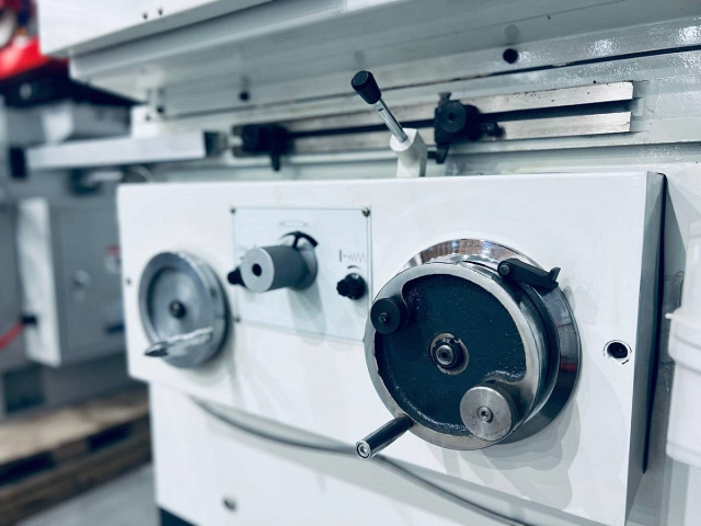 Круглошлифовальный станок для внутренней и наружной шлифовки IRONMAC-M3080B M3080B