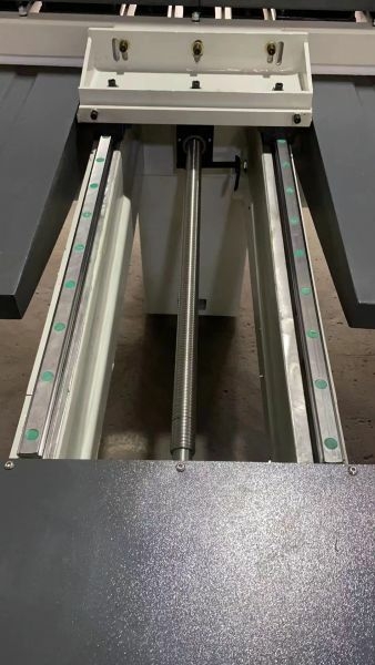 Гильотина для шпона Jian-Cheng JCMDQ3200 (Twice cut)