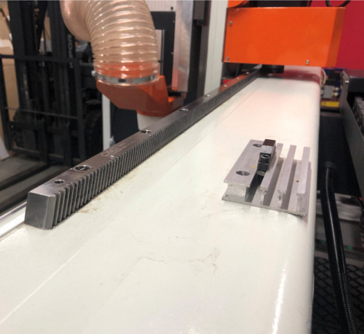 Фрезерно-гравировальный станок с ЧПУ Filato Optima 1325 PTV-PRO