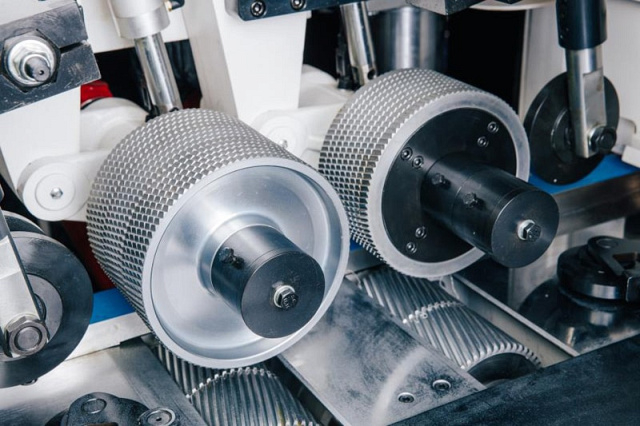 Четырехсторонний продольно-фрезерный станок QUADRO 723 High Speed SAW