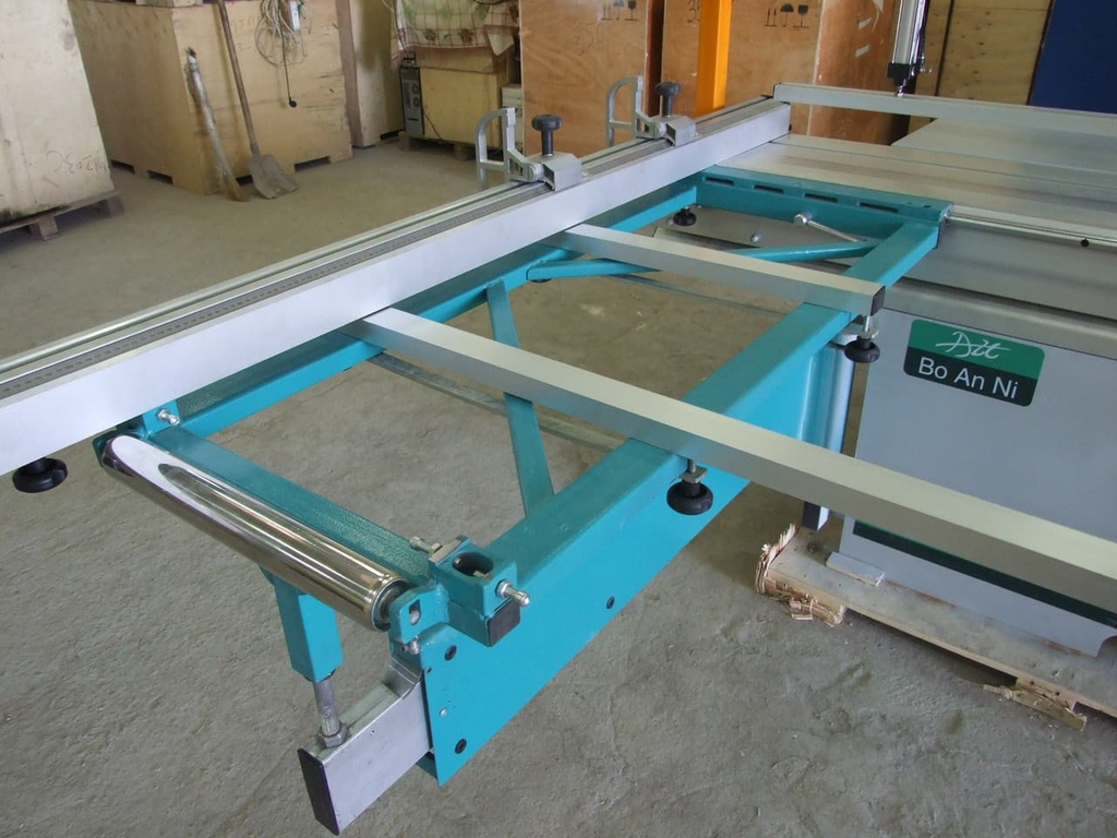 Форматно-раскроечный станок LTT MJ6132D (BoAnNi)