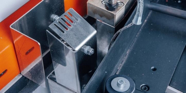 Автоматический кромкооблицовочный станок OSTERMANN 6TF PUR