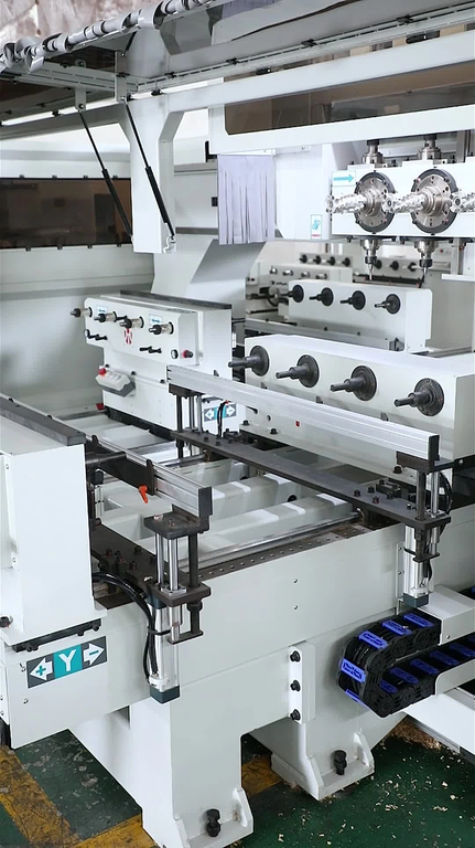 Пятиосевой обрабатывающий центр с ЧПУ JUNRAN JR-1218-4×4T+2