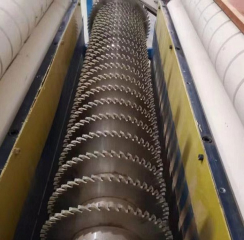 Многопильный станок для плит QUADRO MRS-1300-ХD4