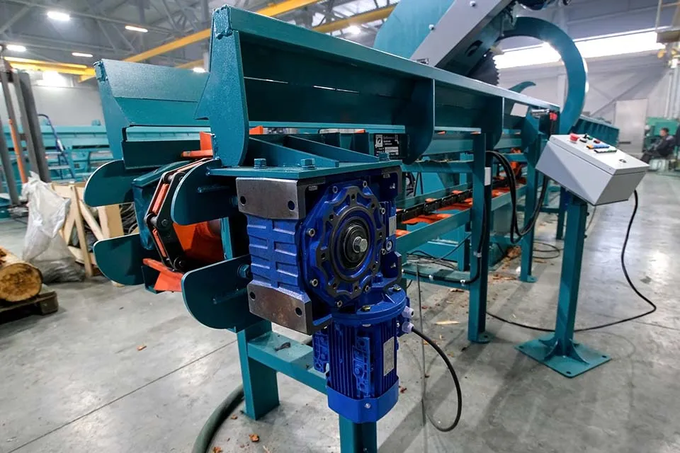 Приемный транспортер CRONVER BT-L