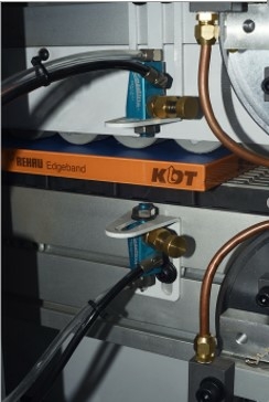 Автоматический кромкооблицовочный станок KDT KE-526G