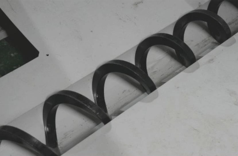 Пятиосевой обрабатывающий центр с ЧПУ JUNRAN JR-1218-4x8T