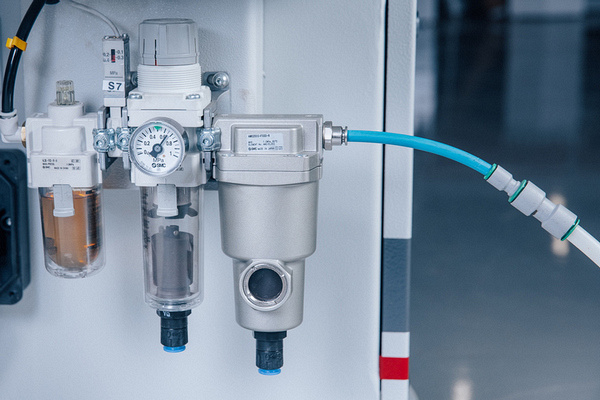 Автоматический кромкооблицовочный станок OSTERMANN 6T2R