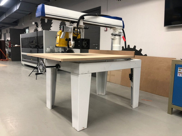 Станок торцовочный EcoWood М 900