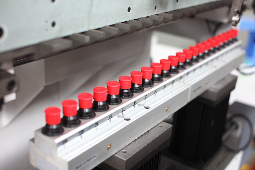 Сверлильно-присадочный станок HOLD HB221