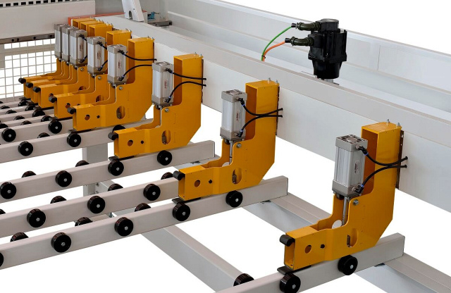 Раскроечный центр Nanxing NP-330FG