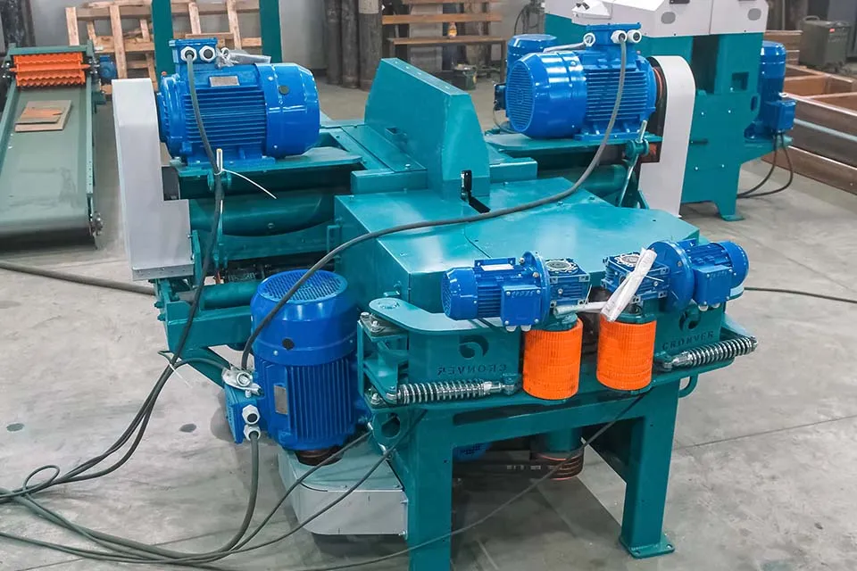 Фрезерно-горбыльный станок Cronver FGS 200