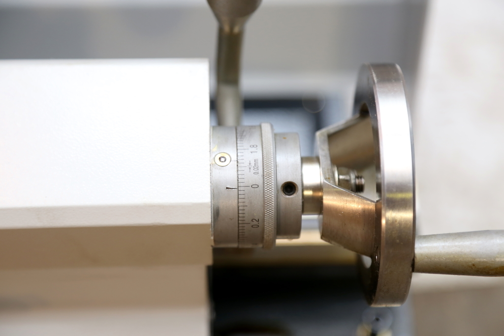 Настольный токарный станок Metal Master MasterTurn 2860G