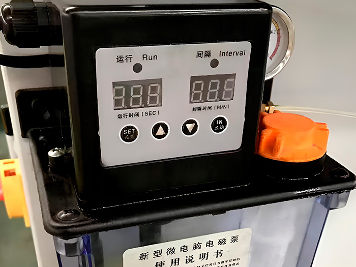 Автоматический трубогибочный станок с ЧПУ DW50CNC