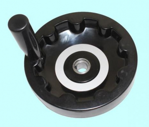 Маховик 100х12х40х4мм (DxdxHxb) цельнолитой, бакелит "TLX" с откидной ручкой