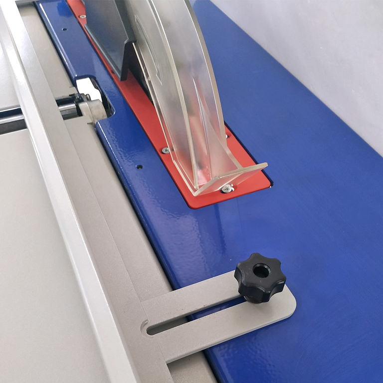 Станок деревообрабатывающий многофункциональный BELMASH MOGILEV 2.4 ECO (S184A)