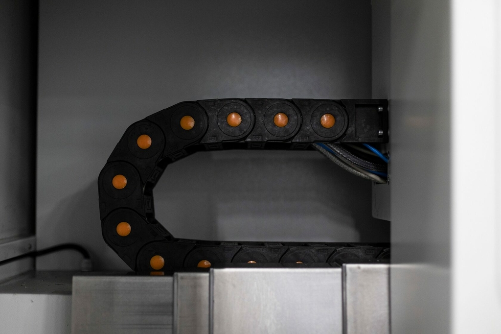 Вертикальный фрезерный центр КВАНТ MG-1 (производства Россия)