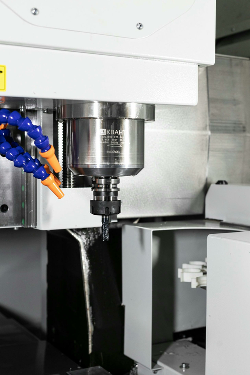 Вертикальный фрезерный центр КВАНТ MG-1 (производства Россия)