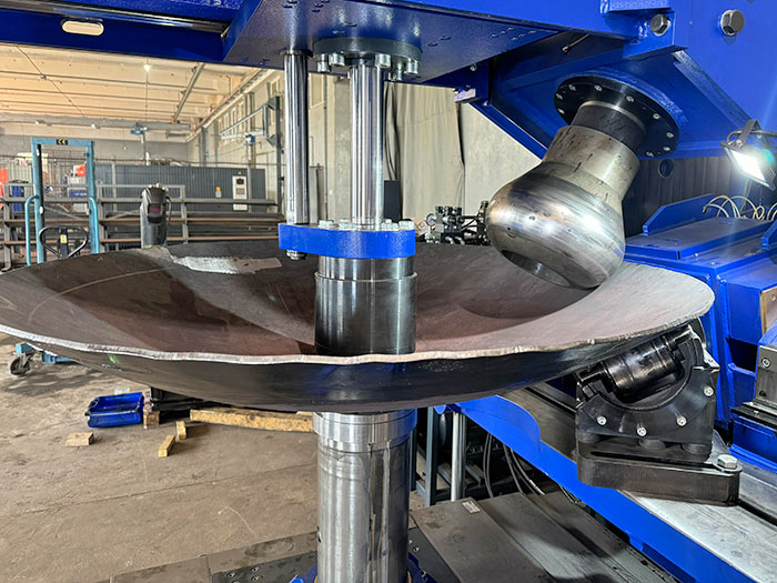 Кромкогибочная машина для отбортовки кромки днищ BFM35xD