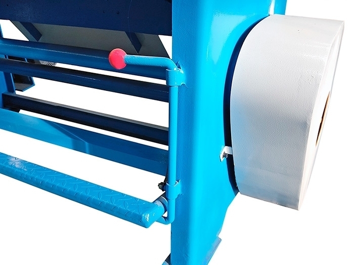 Электромеханическая гильотина Q11 3x1300