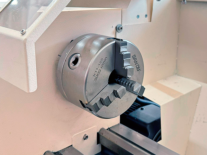 Токарный станок FML 280х700 (выставочный образец)