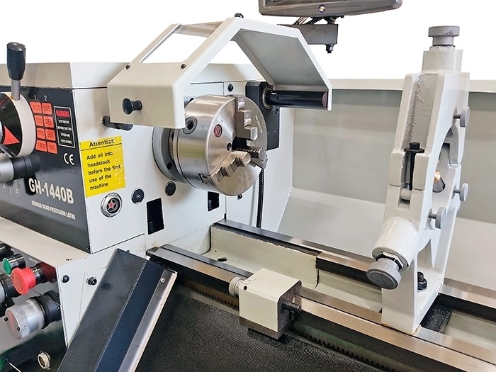 Токарный станок GH-1440B с УЦИ