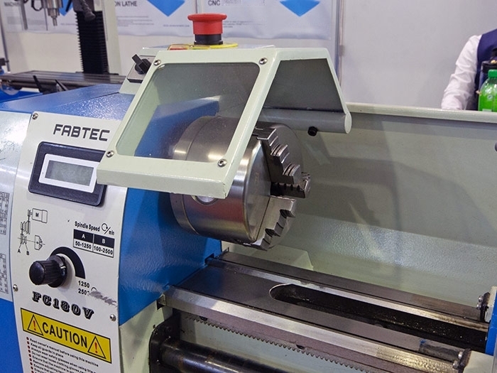 Настольный токарный станок TU3018